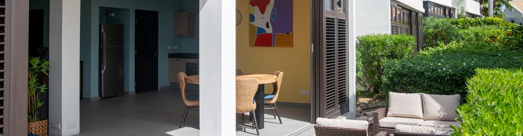 Leuke 4 persoons bungalow in het rustige Garden gedeelte van Blue Bay resort.

U kunt gebruik maken van het ruime gezamenlijk zwembad van de Garden en u heeft gratis toegang tot het strand van Blue Bay.