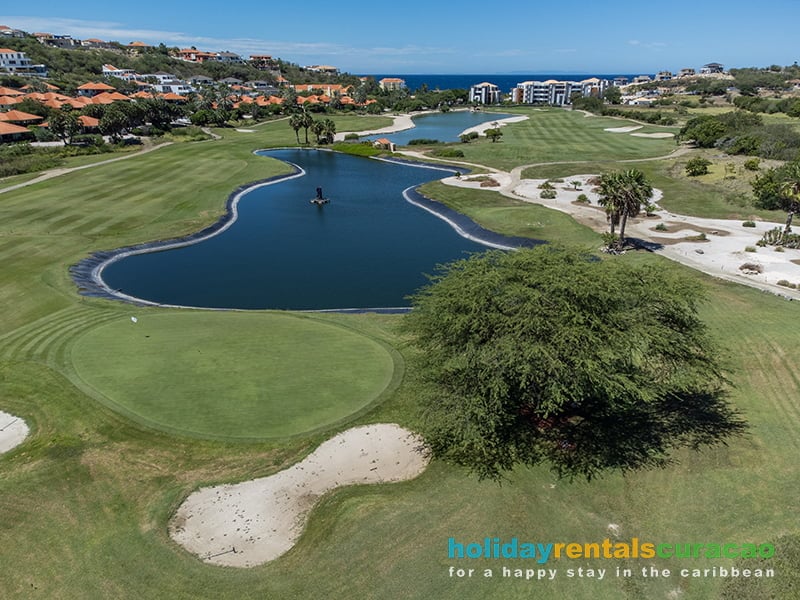 De 18 holes golfbaan op het blue bay golf and beach resort curacao