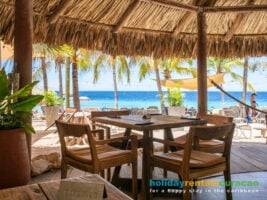 Restaurant Coast Op Het Strand Van Het Blue Bay Golf And Beach Resort Curacao
